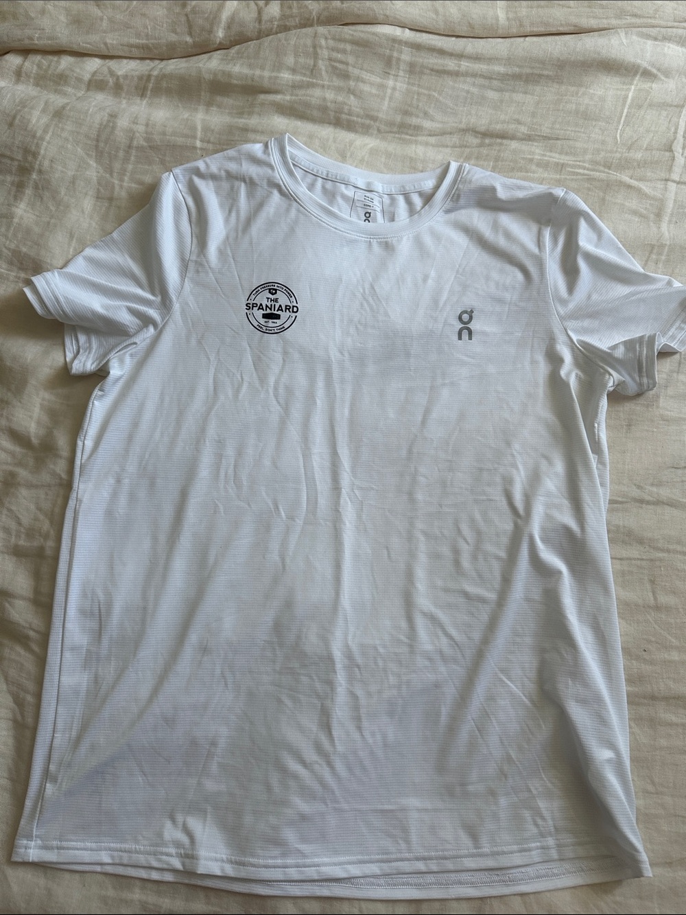 On Running Run On Clouds Core Tee - size medium